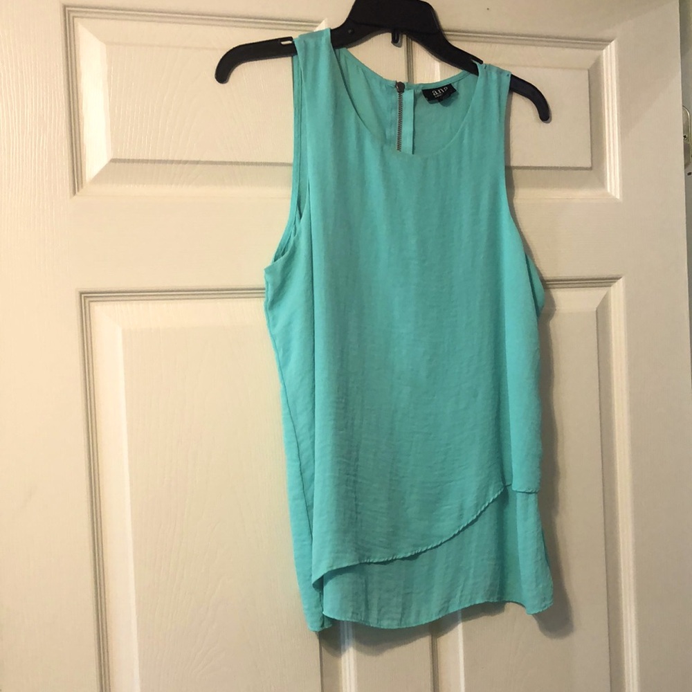 A.n.a Mint Green Sleeveless Blouse Large
